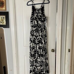 Athleta Black and White Patterned Maxi Dress